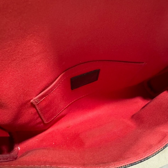 EUC Louis Vuitton Favorite MM - Picture 6 of 10